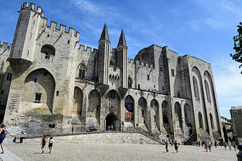 Things to do, Avignon France, Avignon attractions, Cultural exploration HD wallpaper