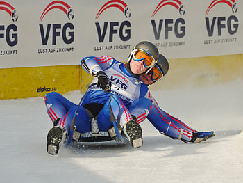 Pavel Porshnev and Ivan Lazarev, Luge HD wallpaper