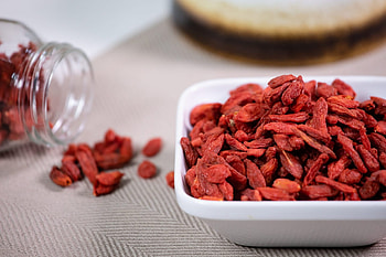 Goingnuts goji berries, Indian brand, Dried berries, Nutrient-rich HD wallpaper