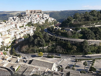 Ragusa parking, Camper's haven, Italian campground, Sizilian getaway HD wallpaper