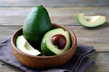 Avocado, Smooth and creamy, Healthy snack HD wallpaper