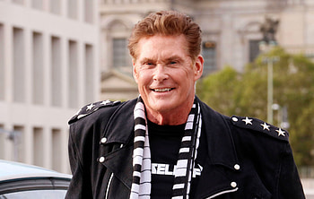 David Hasselhoff, Spongebob movie, Giant model, Auction highlight HD wallpaper