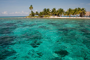 Belize destinations, Snorkeling spots, Hiking trails, Travel recommendations HD wallpaper