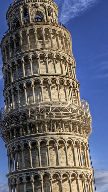 Leaning Tower , Unique perspective, Vibrant , Eye-catching design HD phone wallpaper