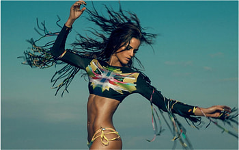 Izabel, pose, model, short, dance HD wallpaper