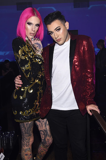 Manny MUA, Shading accusations, Copying Jef Star, Internet criticism HD phone wallpaper