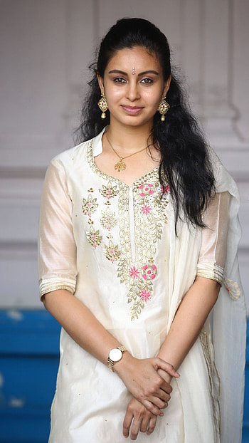 Abhinaya, actress HD phone wallpaper
