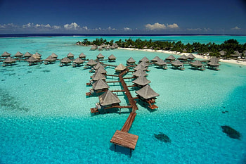 Intercontinental Hotel Resort Bora Bora, island, blue, sand, tropical, Intercontinental, tahiti, moana, beach, reef, holiday, huts, water, islands, ocean, sea, coral, bungalow, villas, escape, luxury, exotic, hotel, paradise, villa, lagoon, retreat, 5 star, hut, atoll, spa, resort, bora bora HD wallpaper