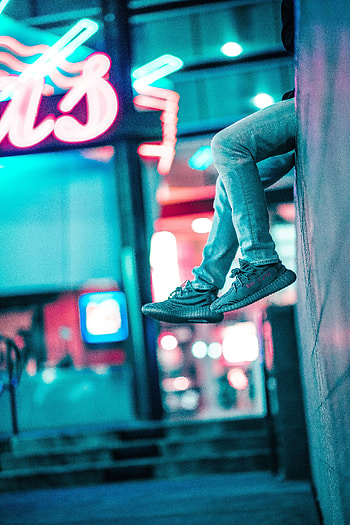 Lights, Miscellanea, Miscellaneous, Legs, Sneakers, Blur, Smooth, Wall, Neon HD phone wallpaper