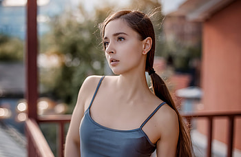 Gorgeous, brunette, teen model HD wallpaper