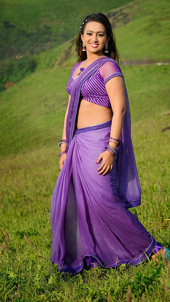 Ester Noranha, Saree HD phone wallpaper