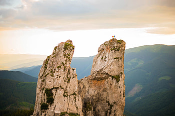 Pietrele Doamnei, Romania HD wallpaper