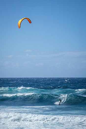 Sea, Waves, Horizon, Miscellanea, Miscellaneous, Human, Person, Paragliding, Paraglider HD phone wallpaper