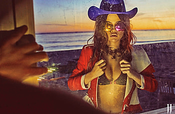 Selena Gomez W Magazine, selena-gomez, celebrities, music, girls HD wallpaper