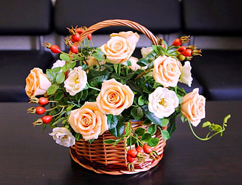 Still life for my friend Caramelie (Helen ), colored, color, beautiful, basket, still life, rose, pink, delicate, nature, flowers HD wallpaper