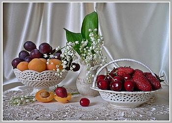 yummy goodness, strawberries, grapes, cherries, vase, fruits, lace, basket, satin, babys breath, flowers, nectarines HD wallpaper