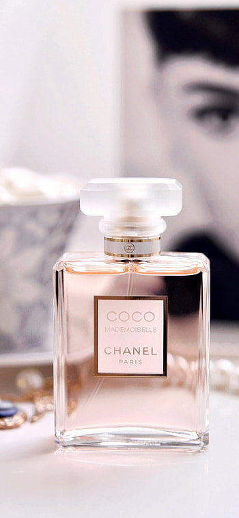 Chanel Coco Mademoiselle perfume, 12 Pro HD phone wallpaper