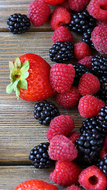 Berry fruit HD phone wallpaper