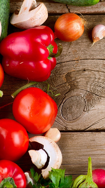 Nutrient-rich meals, Wholesome dishes, Fresh produce, Vibrant food graphy HD phone wallpaper