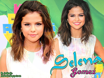 Selena Gomez at the 2011 KCAs, selena gomez and the scene, 2011 kids choice awards, wizards of waverly place, 2011 kcas, tv actress, singer, selena gomez HD wallpaper