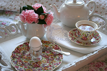 still life, egg, bouquet, gentle, graphy, peonies, tea, kettle, porcelain service, nice, rose, plate, flower, spoon, saucer, teapot, white, elegantly, beautiful, cup, breakfast, pink, tray, cool, flowers, chintz, harmony, drink HD wallpaper