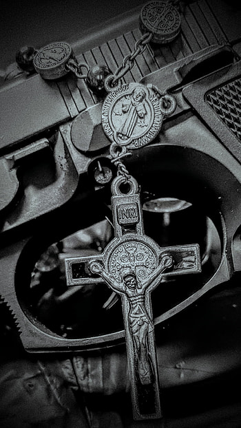 Abstract Christ & Gun, white, Pistol, rim, black, rosary, crucifixtion HD phone wallpaper