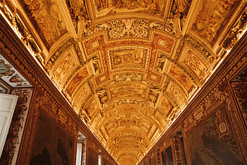 Vatican City Travels, Explore the Vatican, Instrument of discovery, Immersive experience HD wallpaper