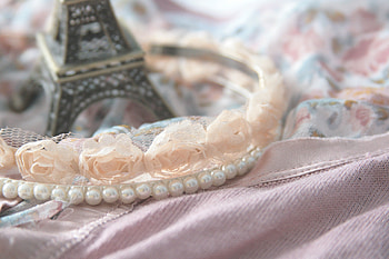 Souvenirs, Flowers, Eiffel Tower, Miscellanea, Miscellaneous, Beads, Tenderness HD wallpaper