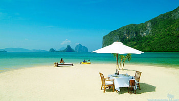Most Exotic And Relaxing Beach | Travelization HD wallpaper