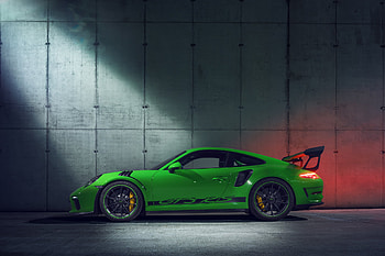 2018 Porsche 911 GT3 RS Side View, porsche-911-gt3-r, porsche-911, porsche, cars, 2018-cars, behance HD wallpaper