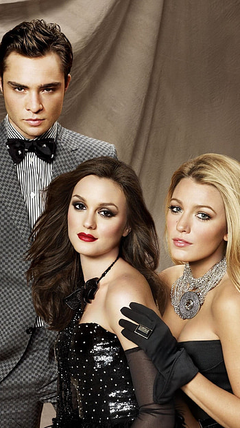 Gossip Girl, Iconic fashion, Upper East Side, Teen drama HD phone wallpaper