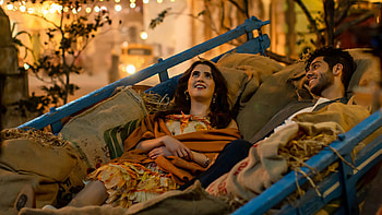 Laura Marano Mena Massoud The Royal Treatment HD wallpaper