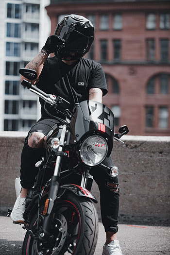 Motorcycles, Motorcyclist, Front View, Helmet, Motorcycle, Bike HD phone wallpaper