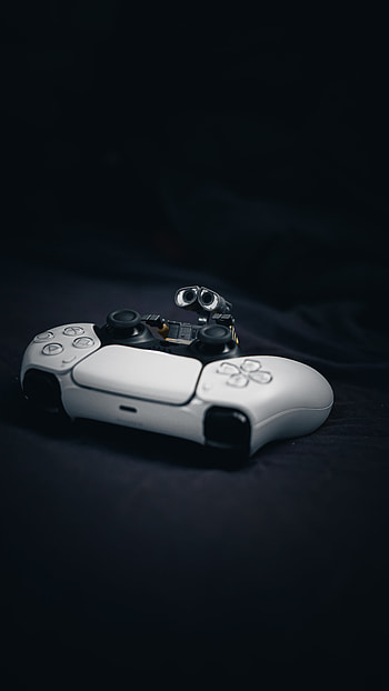 Wall-E-Gamer, automotive_exterior, character, game, playstation, ps5, games, wall-e, animated, funny, graphy HD phone wallpaper