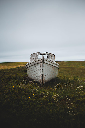 Grass, Miscellanea, Miscellaneous, Wooden, Wood, Old, Boat, Ruin, Ruins HD phone wallpaper