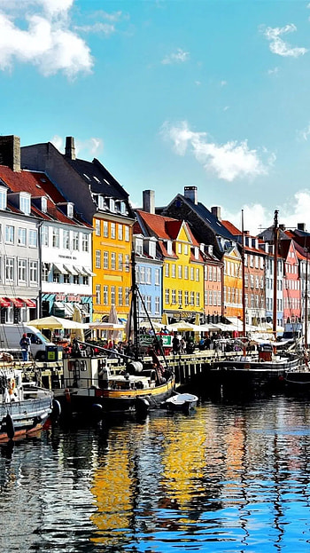 Copenhagen cityscape splendor, River boats and houses, for Android and HD phone wallpaper