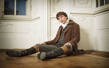 Paul Dano, BBC series, Pierre Bezukhov HD wallpaper