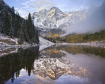 Early Snowfall Colorado, winter, cold, mountain, lake, reflection, snow, clouds, trees, nature, colorado, sky, water HD wallpaper