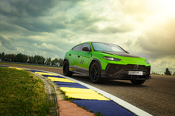 2023 Lamborghini Urus Performante Essenza SCV12 Edition, vehicle, Lamborghini Urus Performante HD wallpaper