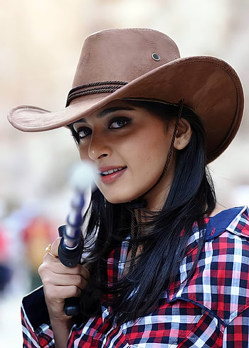Anushka shetty, lip, tartan HD phone wallpaper