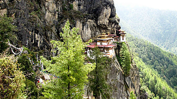 Black Mountain Trek, Journeys International, Bhutan adventure, Mountain trails HD wallpaper