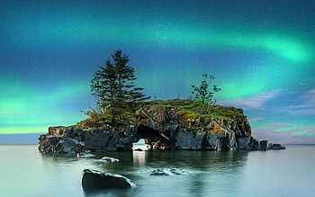 Aurora Borealis at Hollow Rock, North Carolina, trees, colors, water, usa, lake HD wallpaper