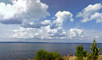 Lake Vattern, blue, clouds, trees, sky, water, lake, sweden HD wallpaper