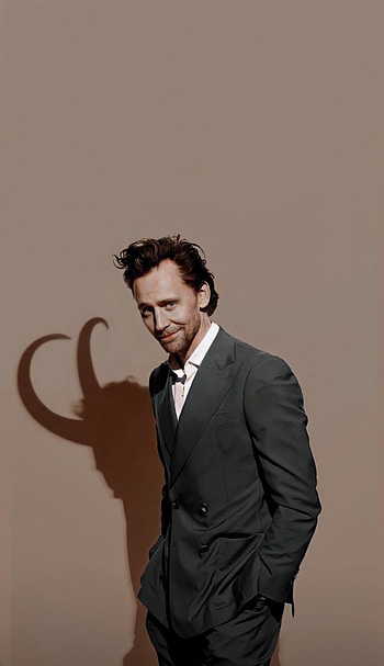 Loki, standing, flash graphy HD phone wallpaper