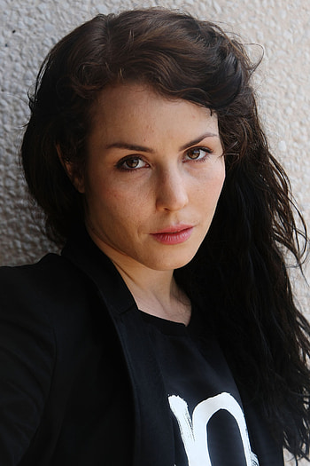 Noomi Rapace, Jaw-dropping physique, Sensual appeal, Strong character HD phone wallpaper