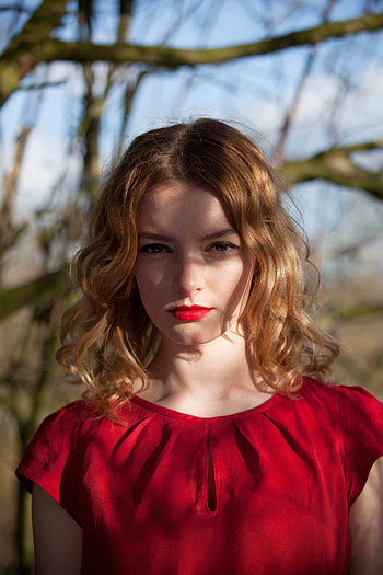 Beautiful, Dakota Blue Richards, celebrity, outdoor HD phone wallpaper