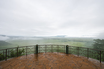 Ngorongoro Crater Safari, Njema Adventures HD wallpaper