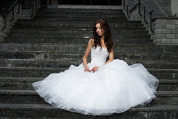 Beauty, lady, stairs, beautiful, bride, splendor, woman, female HD wallpaper