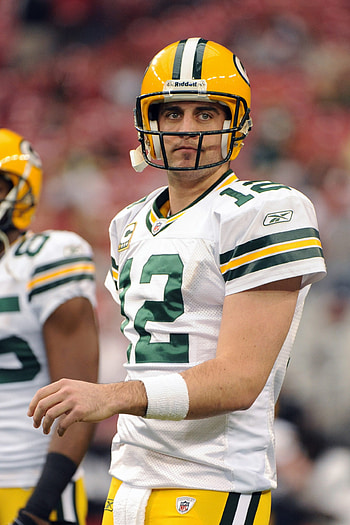 Aaron Rodgers, Green Bay Packers, Star quarterback, Sporting achievements HD phone wallpaper