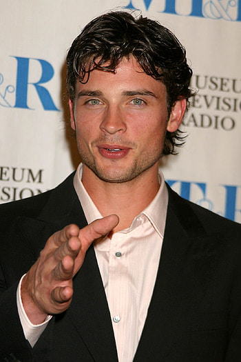 Tom Welling movies, Smallville star, Action thriller, Deep Six HD phone wallpaper